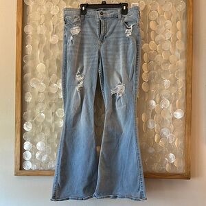 Hollister 31s high-rise flare jean, GUC